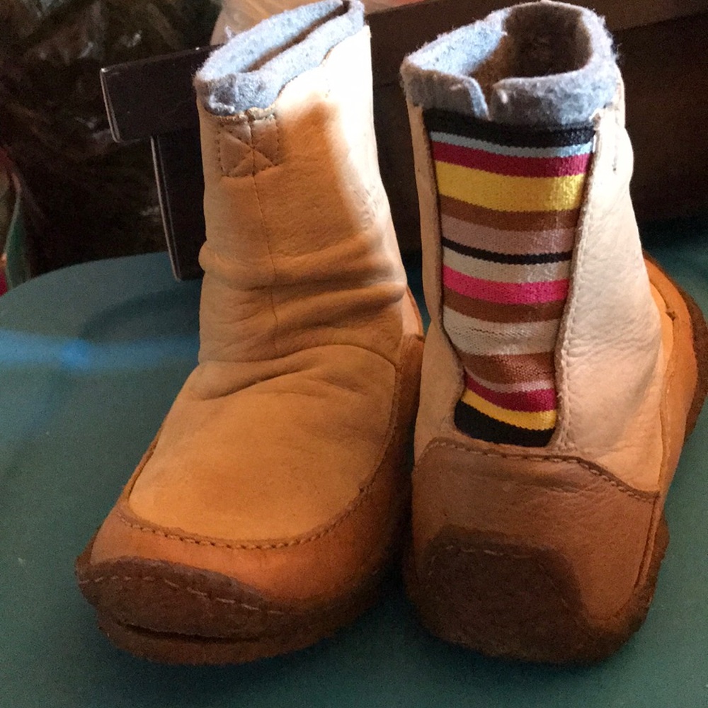 Pair of Sorel snow boots